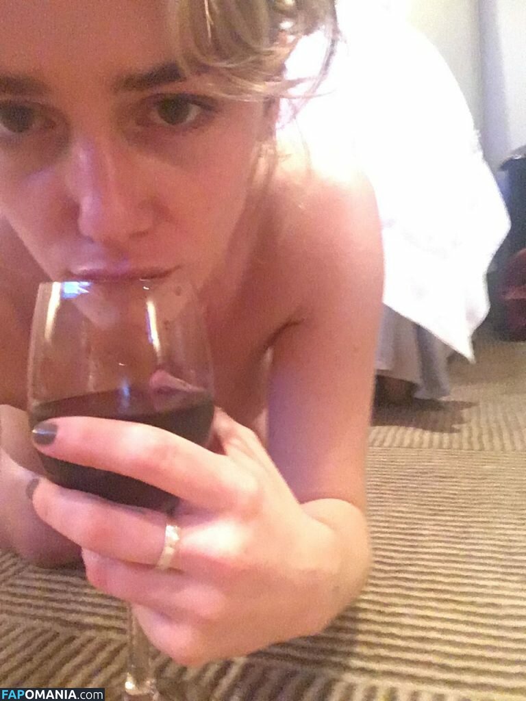 Addison Timlin Nu Foto vazada #24