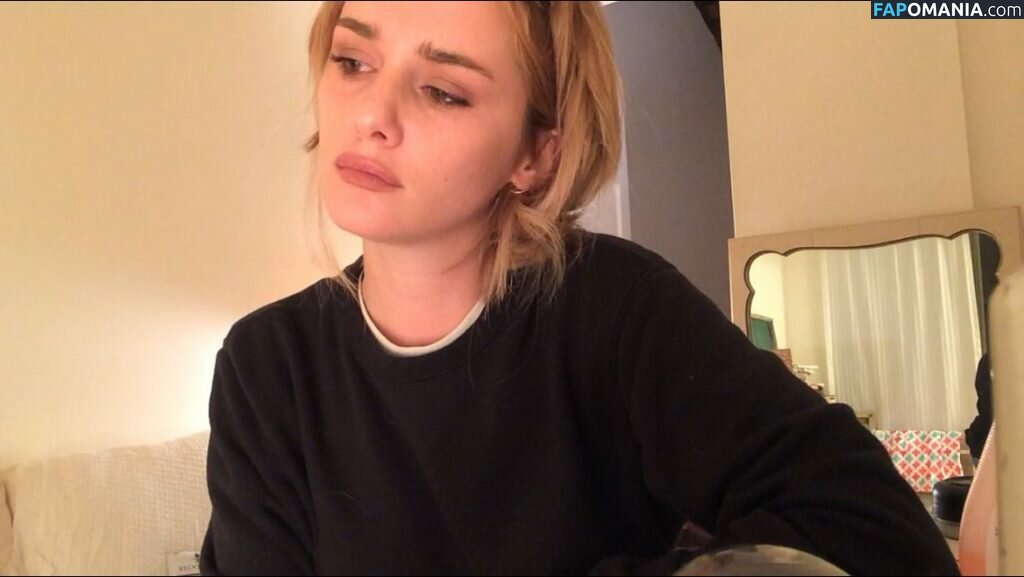 Addison Timlin Nu Foto vazada #55