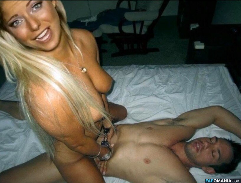 Alexa Bliss Nu Foto vazada #8