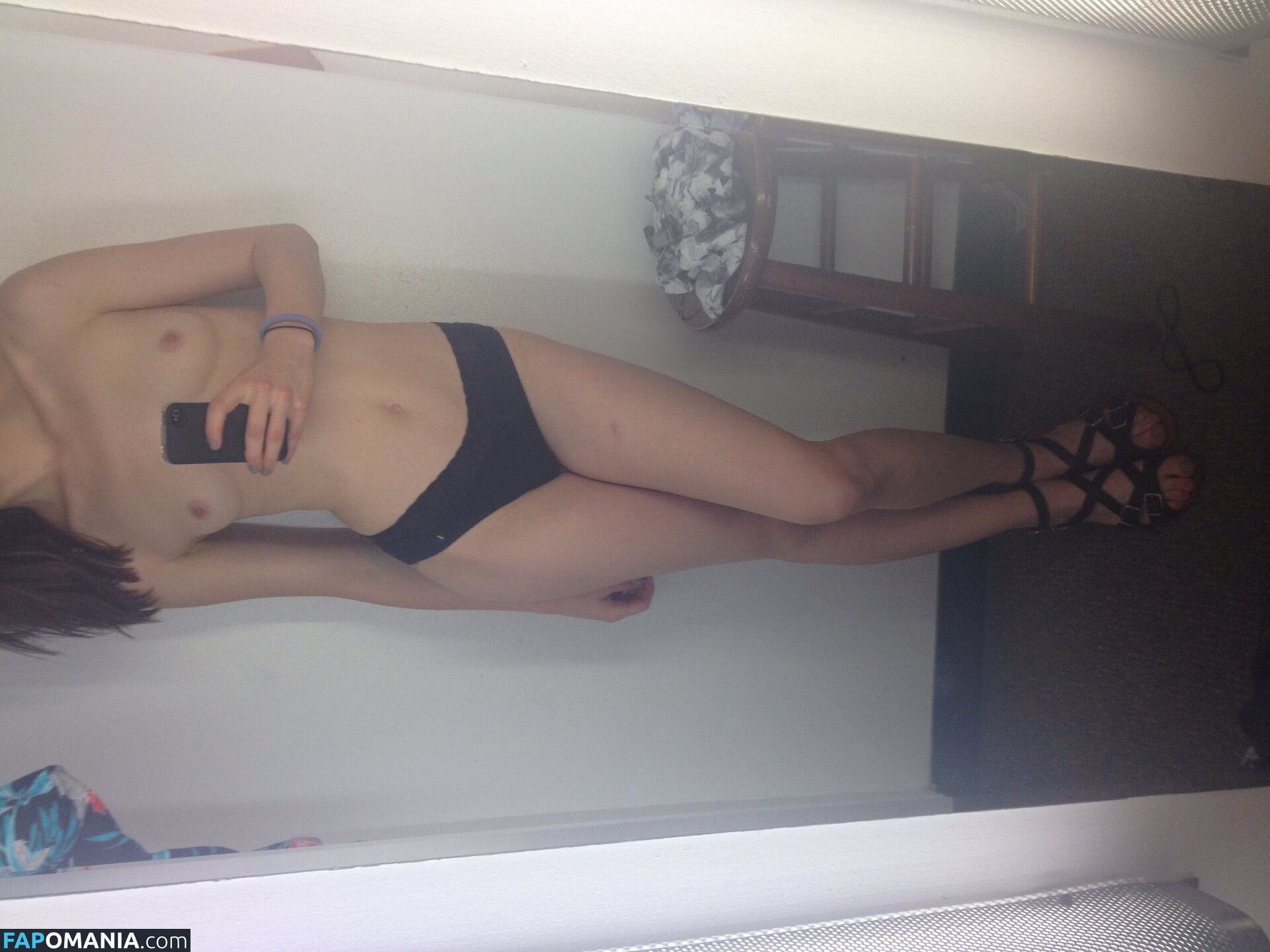 Ali Michaels Nu Foto vazada #59