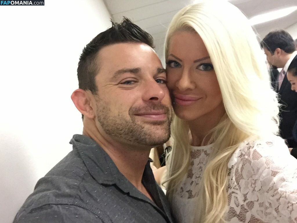 Angelina Love Nu Foto vazada #118