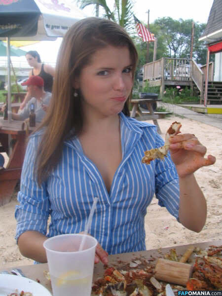 Anna Kendrick Nu Foto vazada #5