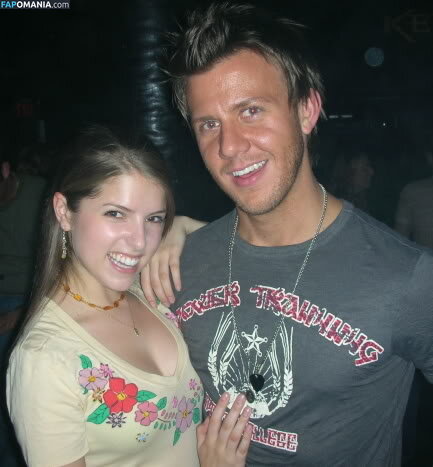 Anna Kendrick Nu Foto vazada #39