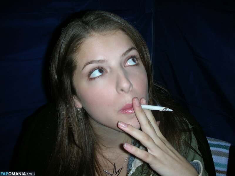 Anna Kendrick Nu Foto vazada #45