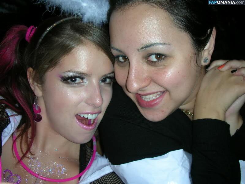 Anna Kendrick Nu Foto vazada #60