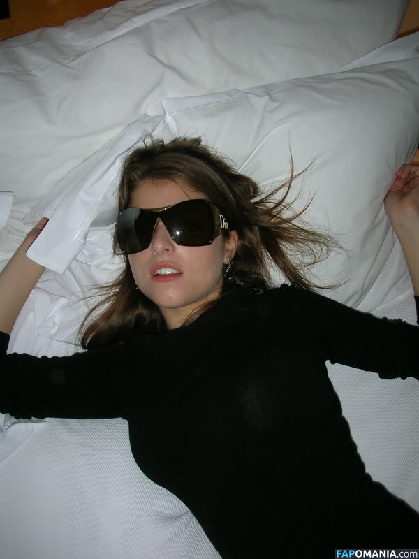 Anna Kendrick Nu Foto vazada #66