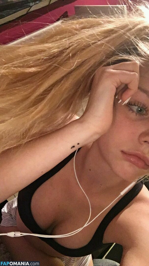 Annika Boron Nu Foto vazada #40