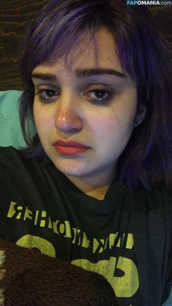 Ariela Barer Nu Foto vazada #11