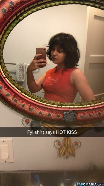 Ariela Barer Nu Foto vazada #20