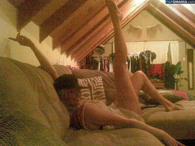 Ashley Bradley Nu Foto vazada #19