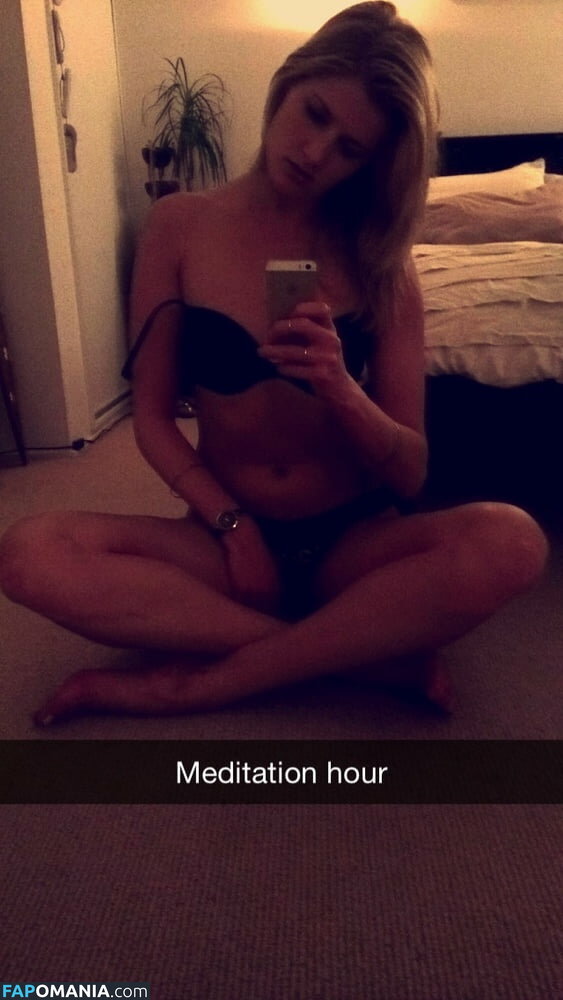 Ashley Bradley Nu Foto vazada #34