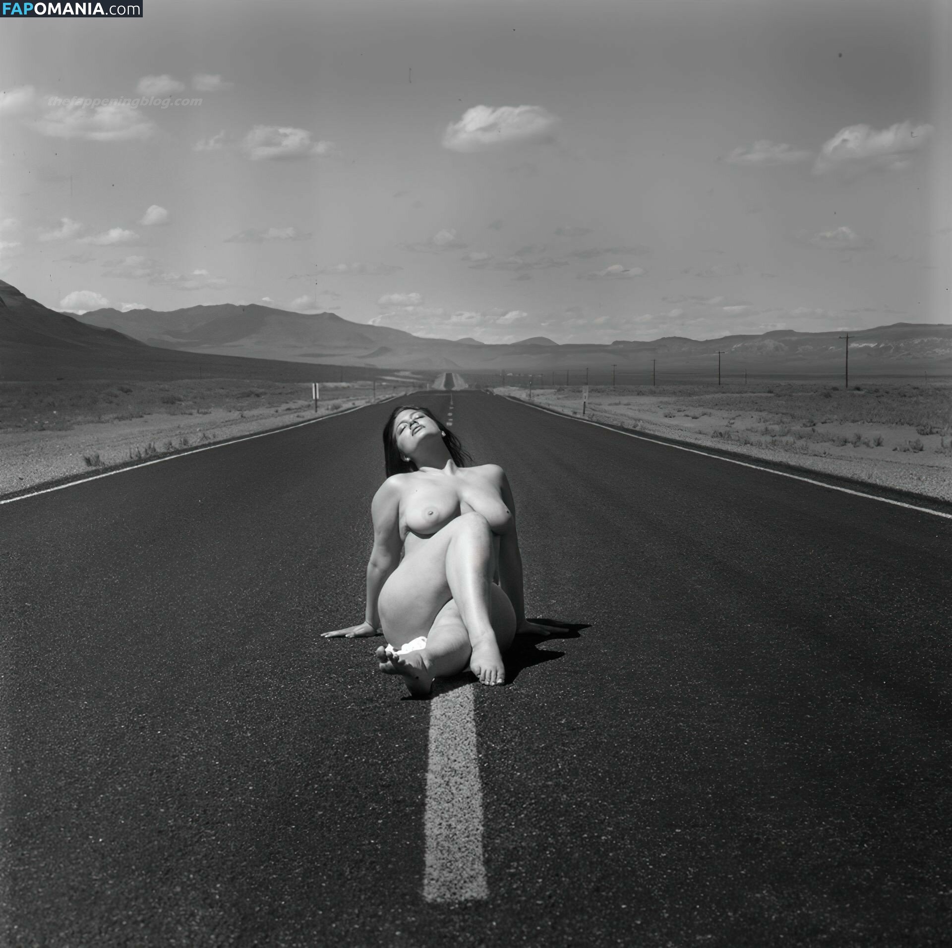 Ashley Graham Nu Foto vazada #17