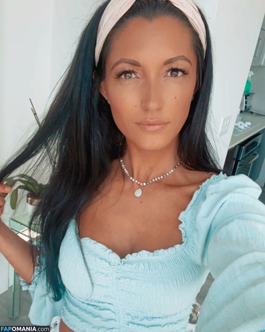 Ashley Hannawacker Nu Foto vazada #3