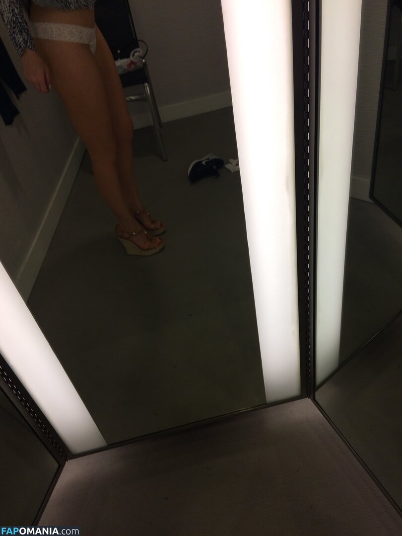 Ashley Mulheron Nu Foto vazada #128