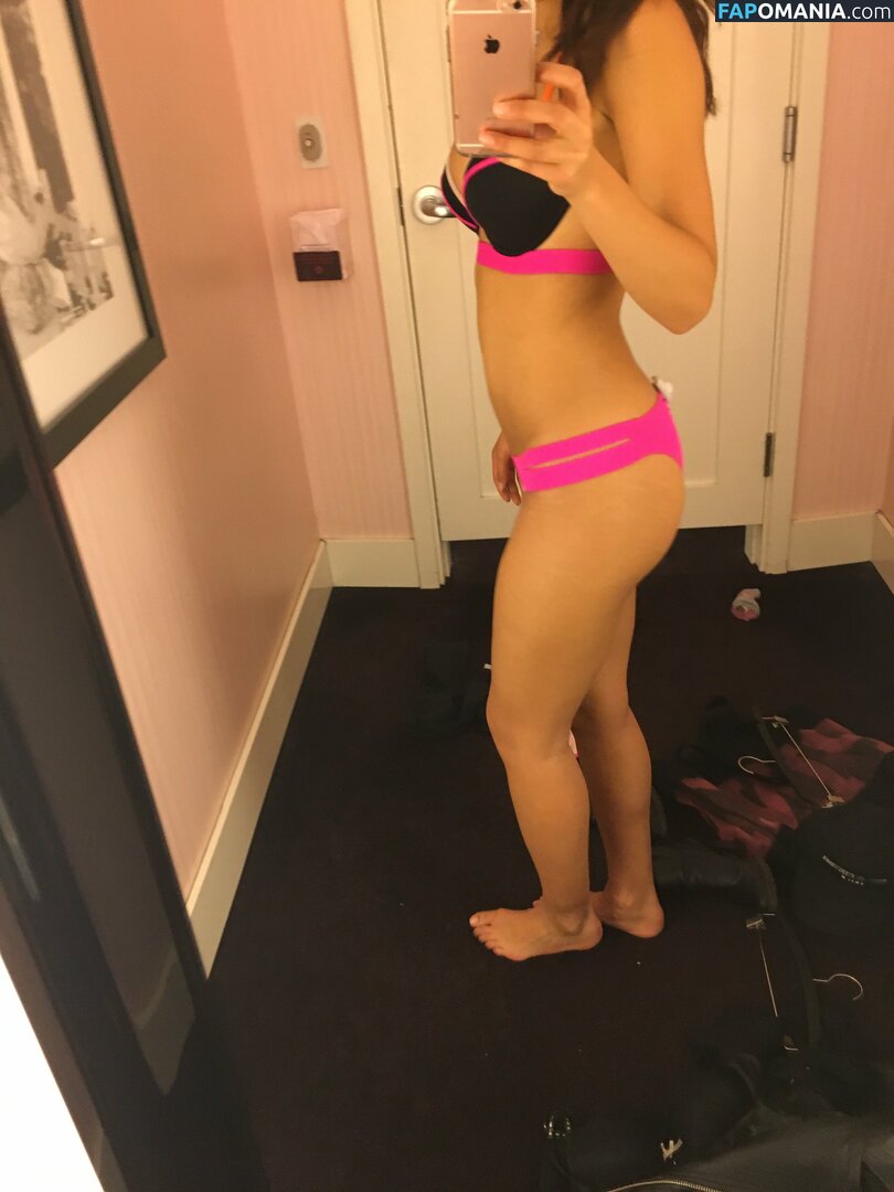 Aubrey Cleland Nu Foto vazada #4