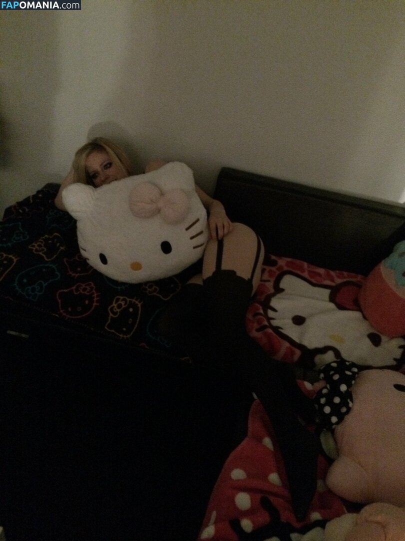 Avril Lavigne Nu Foto vazada #14
