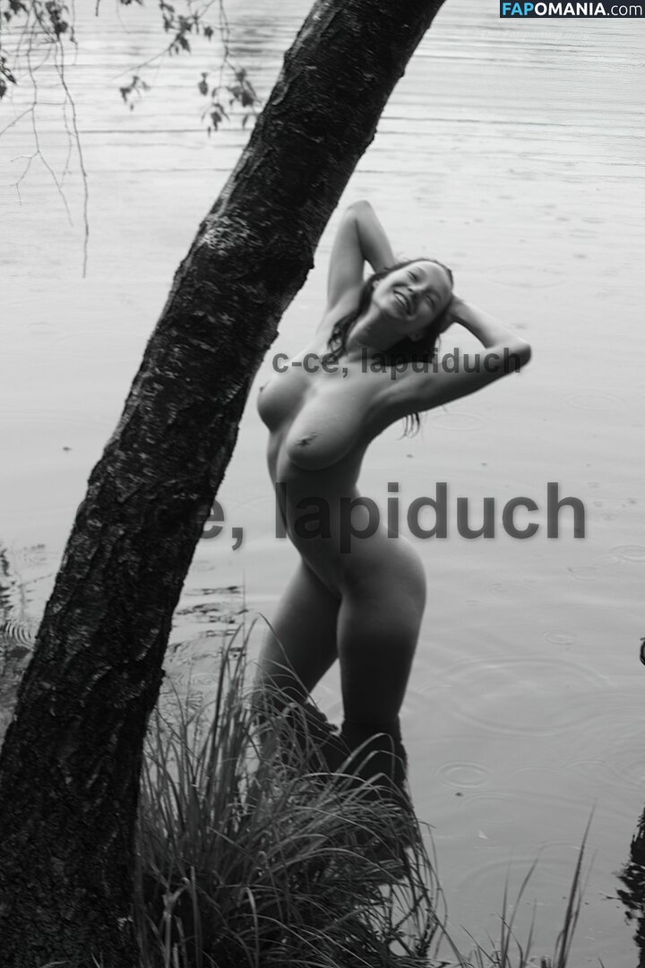 Berenika Kohoutova Nu Foto vazada #3