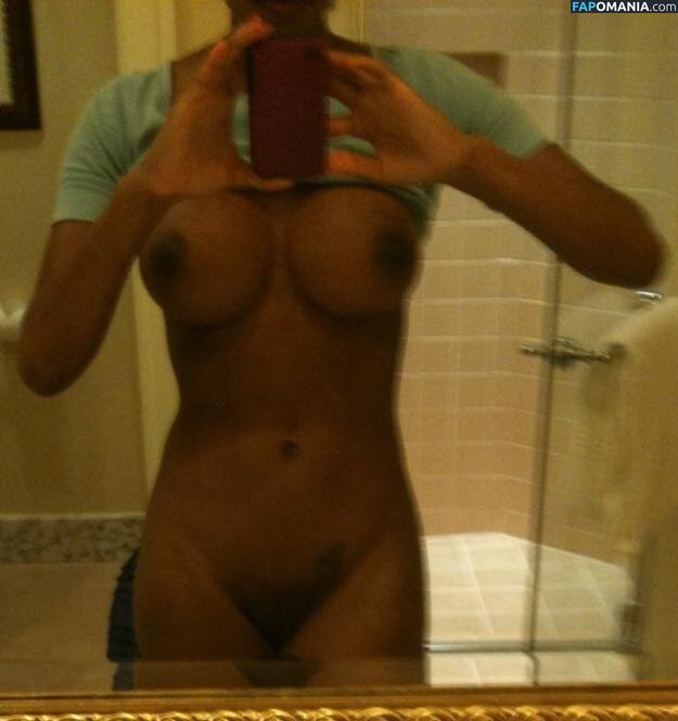 Brandi Rhodes Nu Foto vazada #3