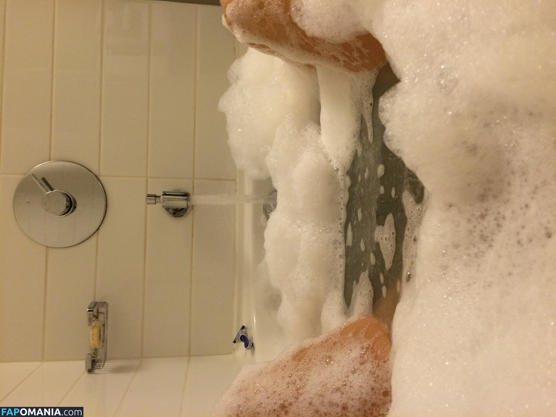 Britne Oldford Nu Foto vazada #13