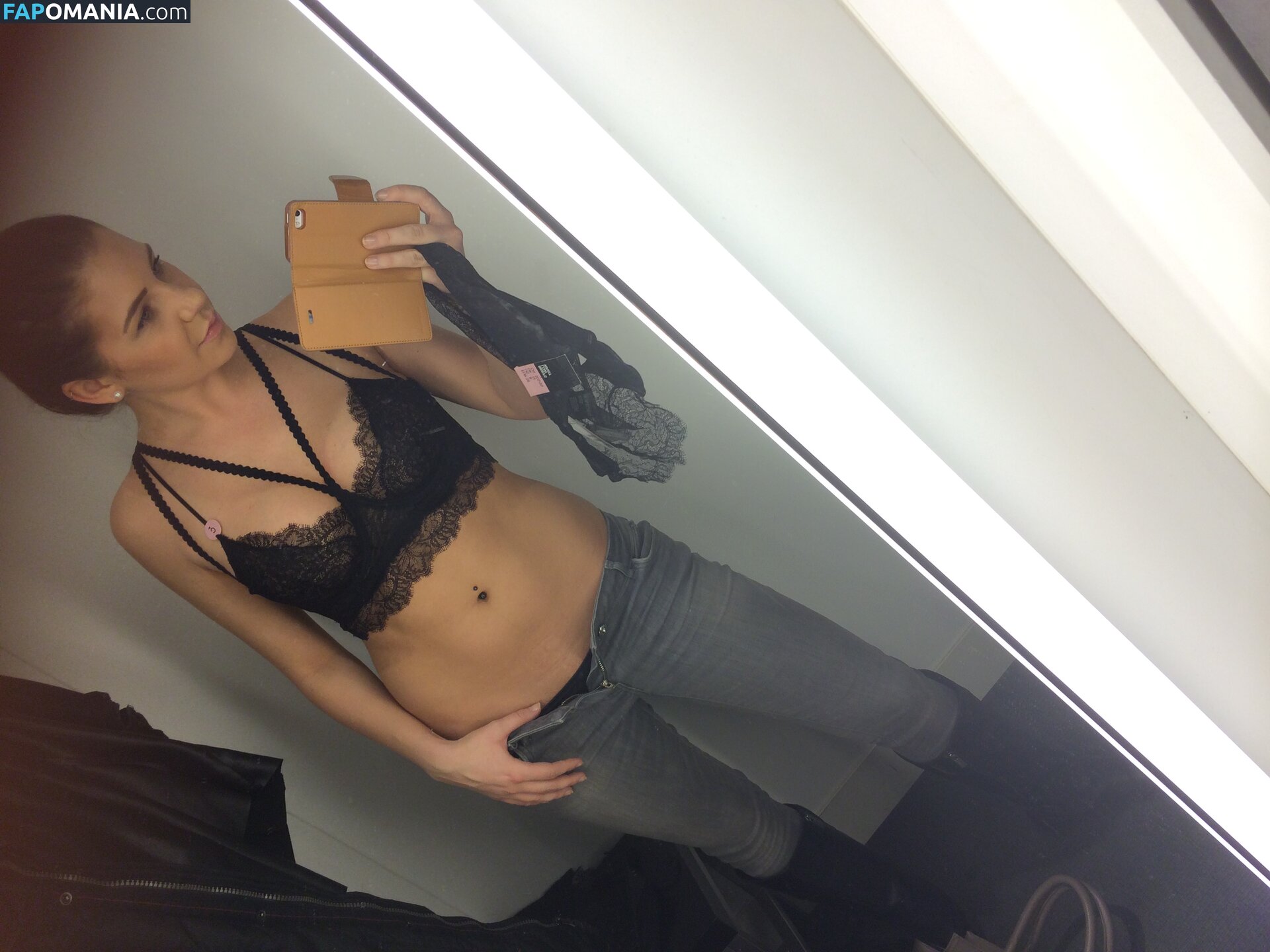 Carina Schwarz Nu Foto vazada #20