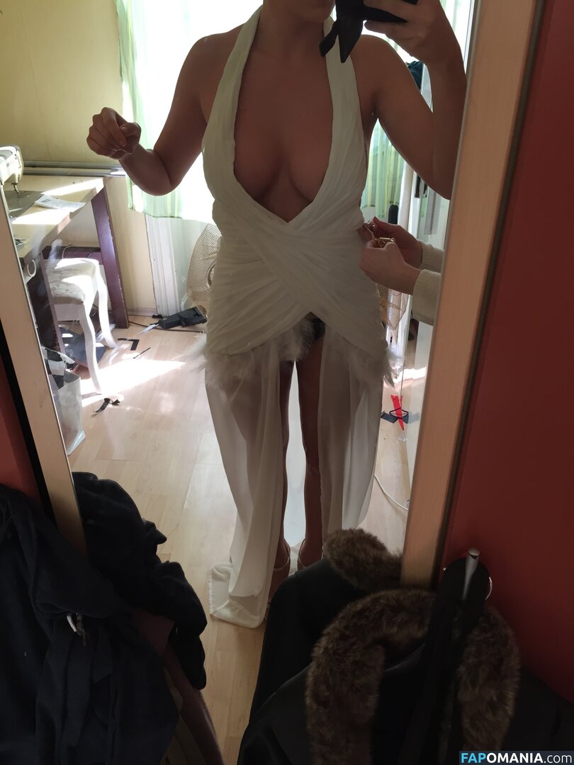 Carina Schwarz Nu Foto vazada #50