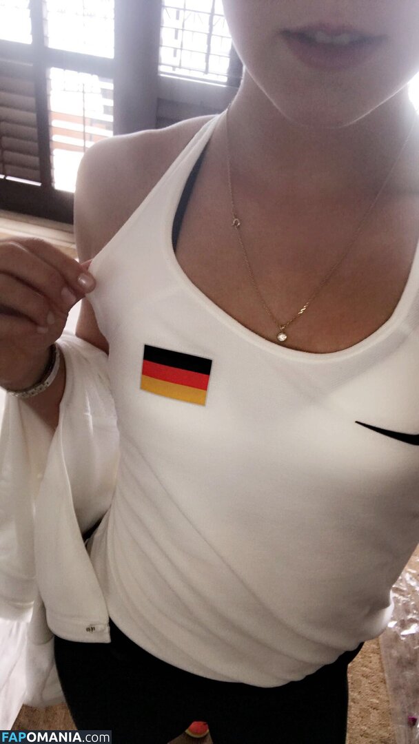 Carina Witthoeft Nu Foto vazada #22