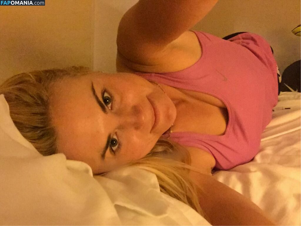 Carly Booth Nu Foto vazada #54