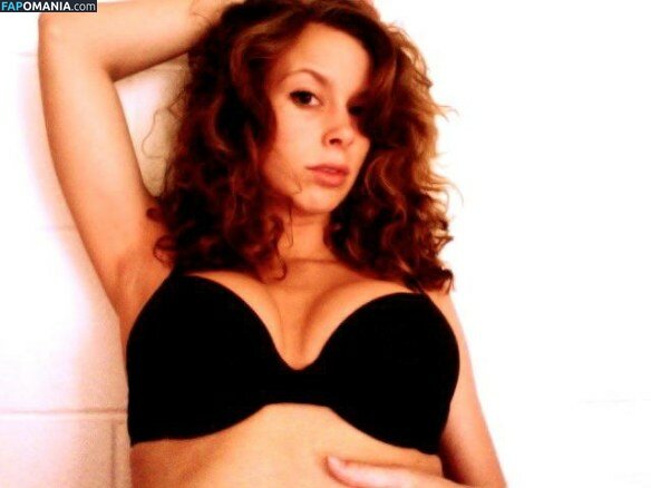 Carly Simmons Nu Foto vazada #60