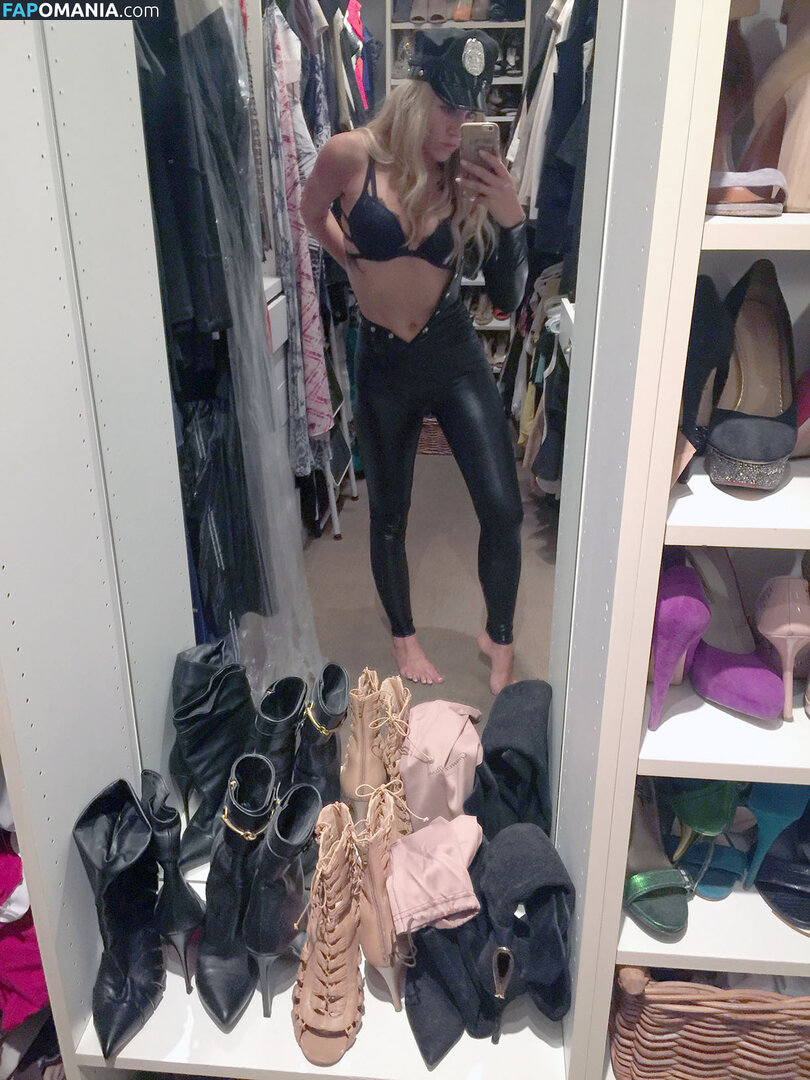 Charissa Thompson Nu Foto vazada #36