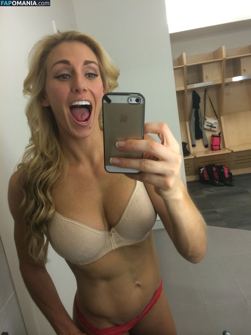 Charlotte Flair Nu Foto vazada #11