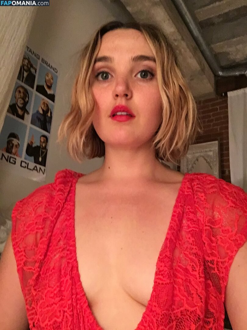 Chloe Fineman Nu Foto vazada #45