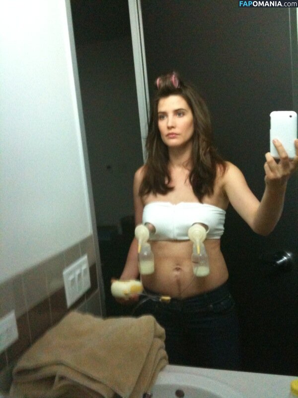 Cobie Smulders Nu Foto vazada #157