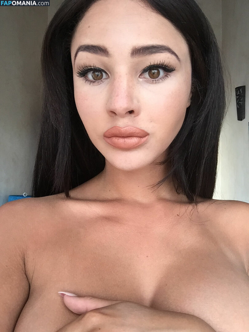 Courtnie Quinlan Nu Foto vazada #25
