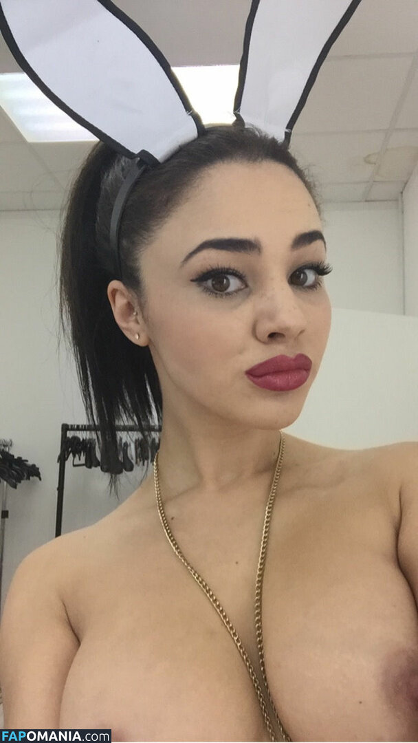 Courtnie Quinlan Nu Foto vazada #57