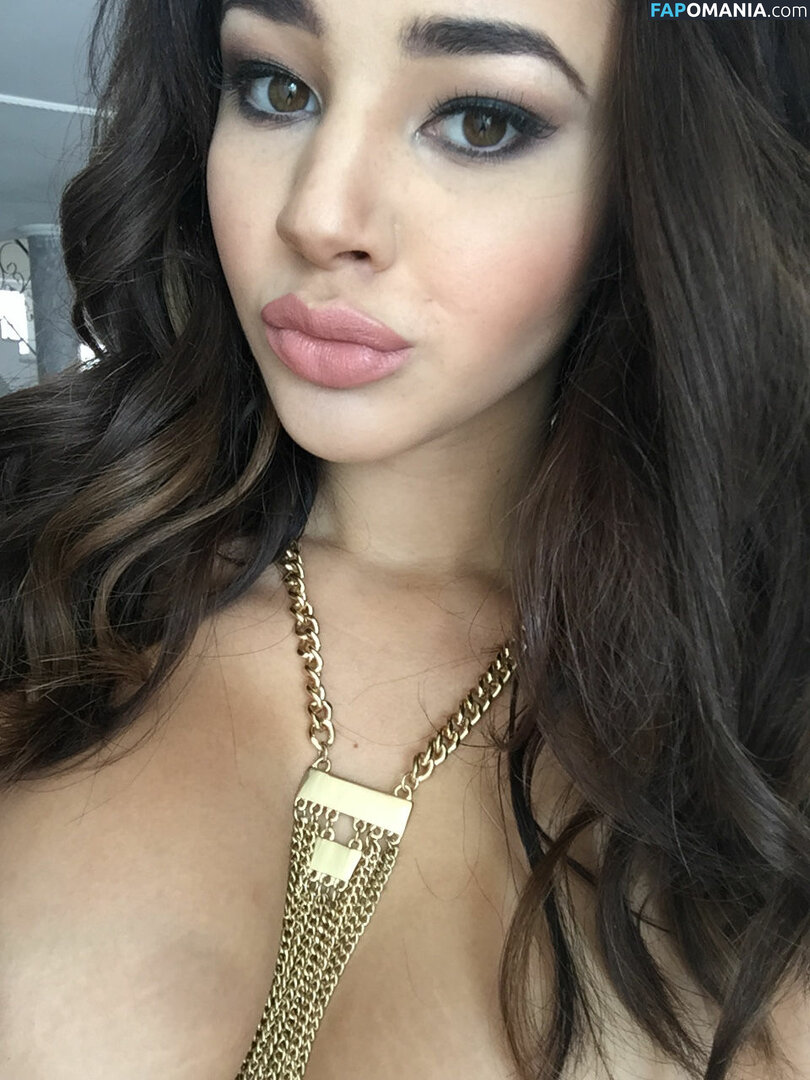 Courtnie Quinlan Nu Foto vazada #134