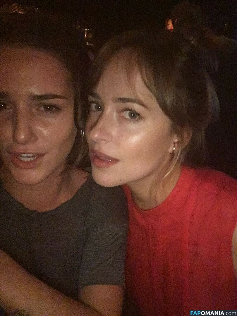 Dakota Johnson Nu Foto vazada #5