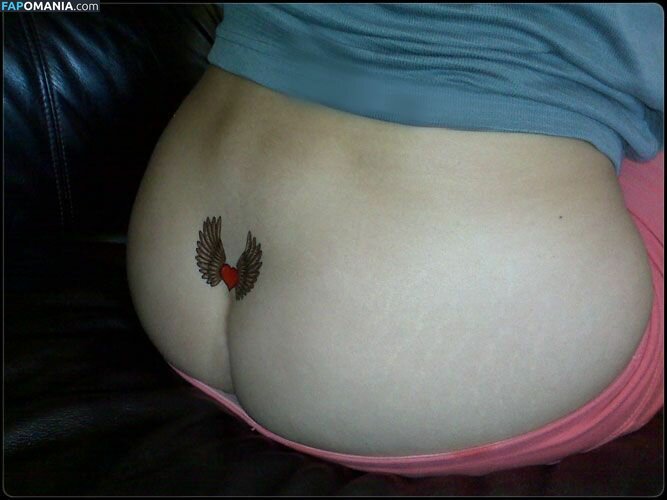 Daniela Lazar Nu Foto vazada #6