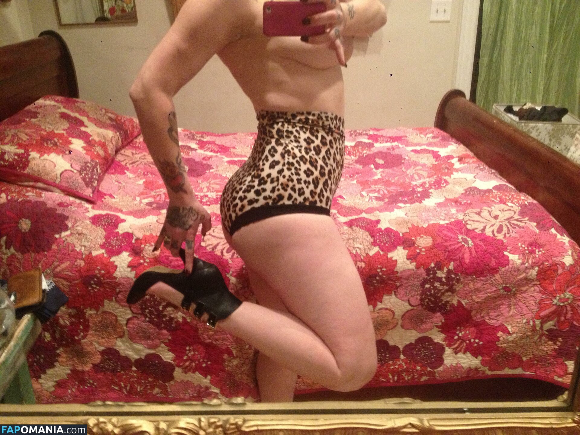 Danielle Colby Nu Foto vazada #4