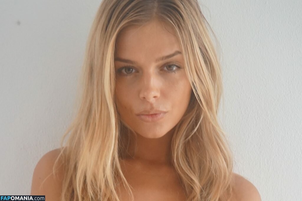 Danielle Knudson Nu Foto vazada #202