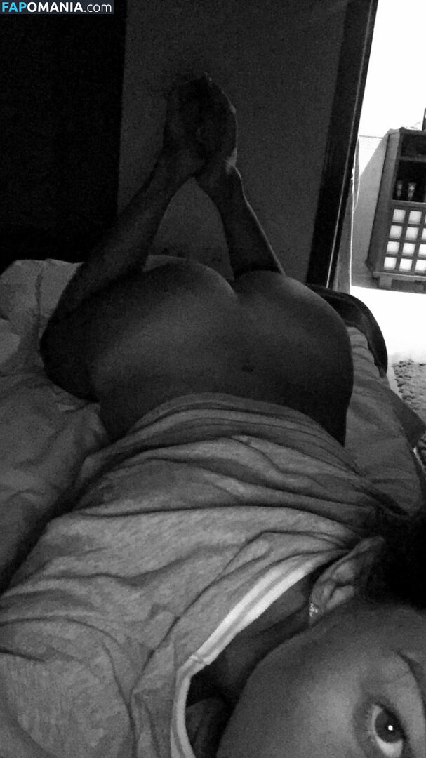 Danielle Lloyd Nu Foto vazada #124