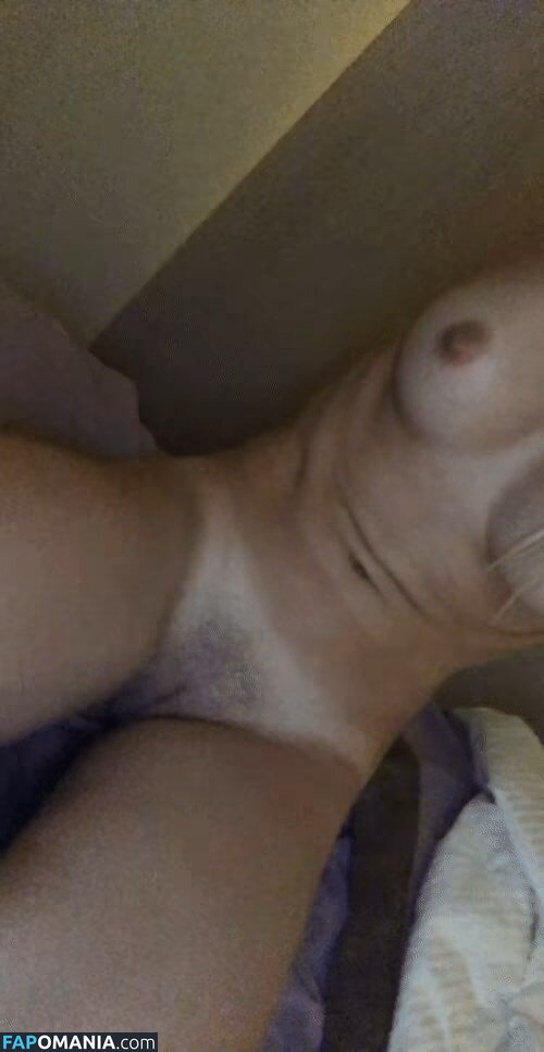 Delilah Belle Hamlin Nu Foto vazada #57