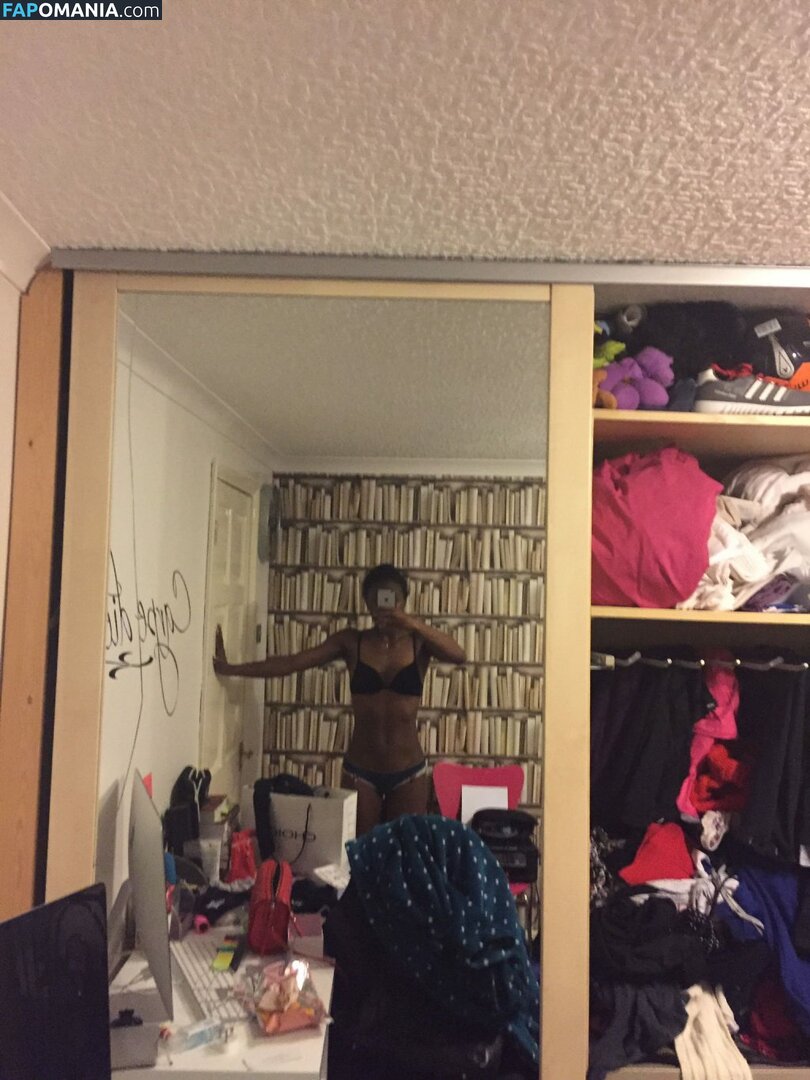 Dina Asher Smith Nu Foto vazada #52