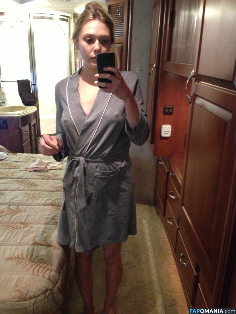 Elizabeth Olsen Nu Foto vazada #3