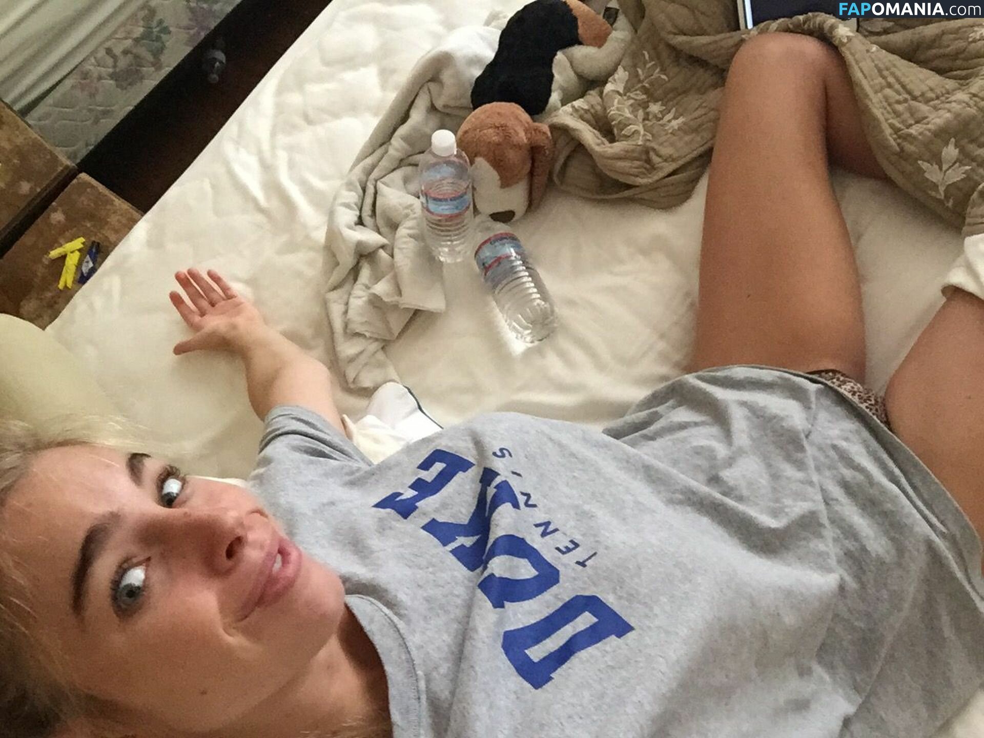 Elizabeth Turner Nu Foto vazada #29