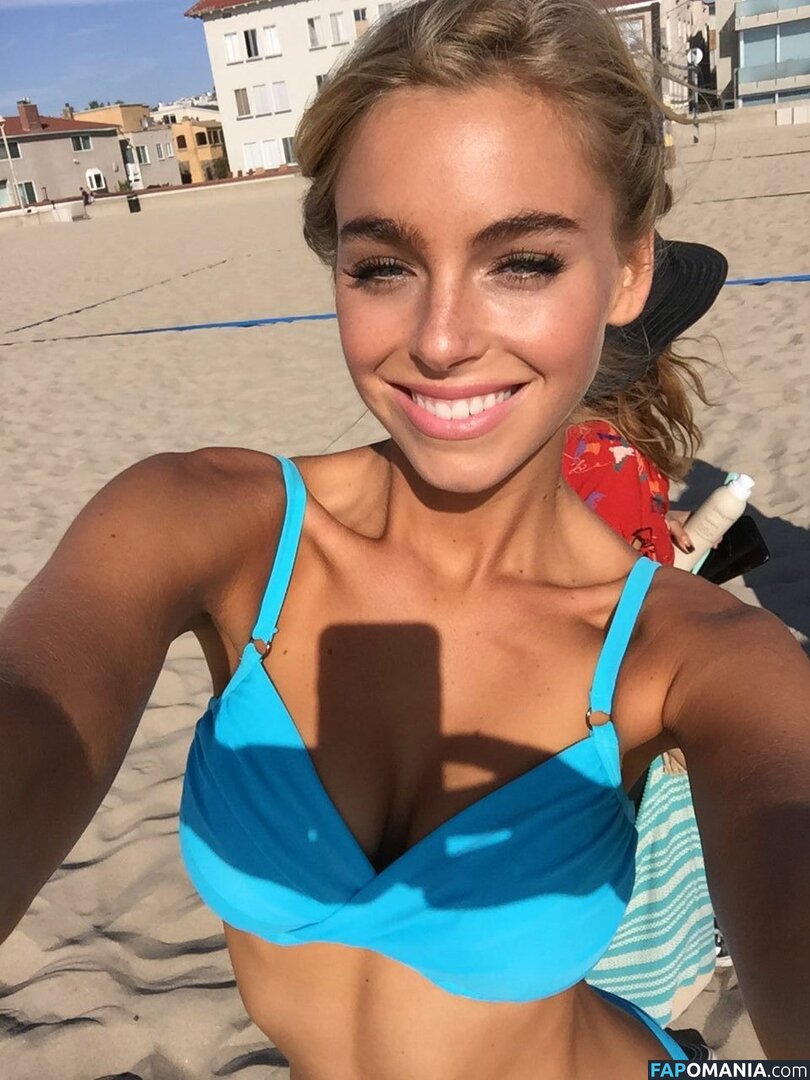 Elizabeth Turner Nu Foto vazada #39