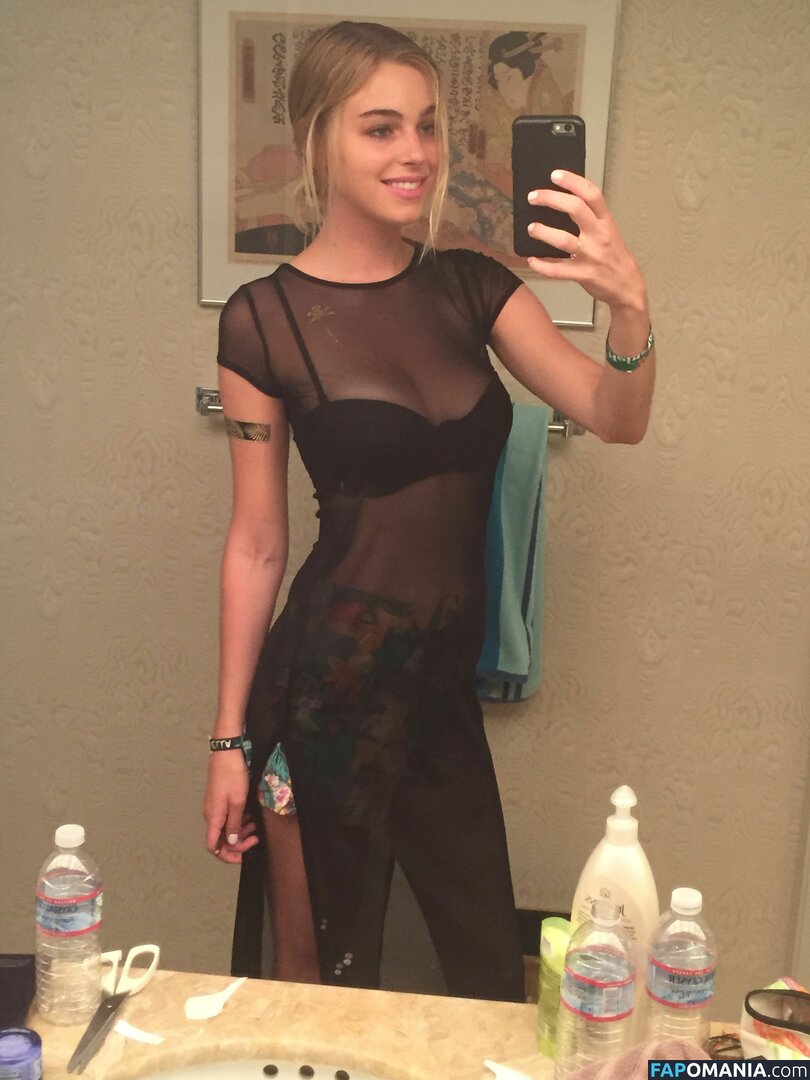 Elizabeth Turner Nu Foto vazada #92
