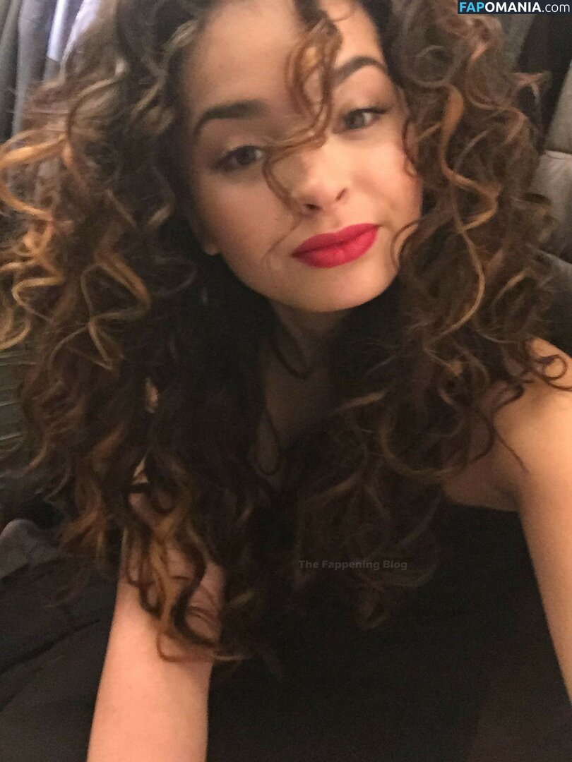 Ella Eyre Nu Foto vazada #14