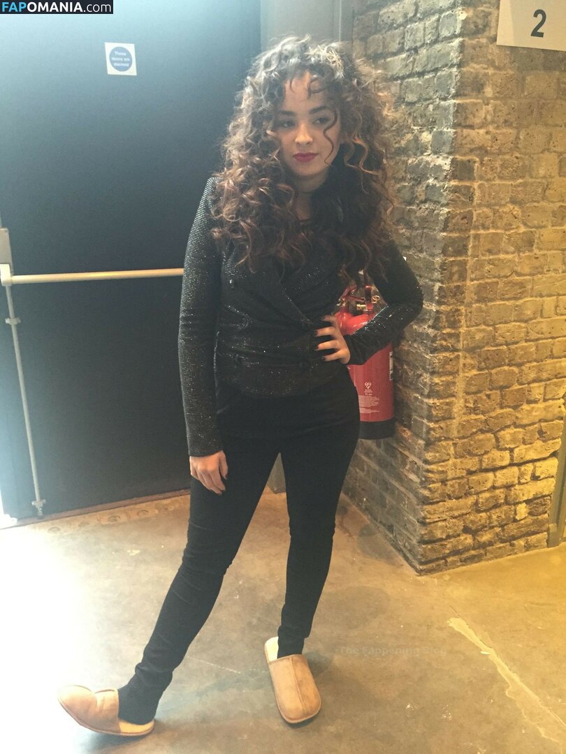 Ella Eyre Nu Foto vazada #16