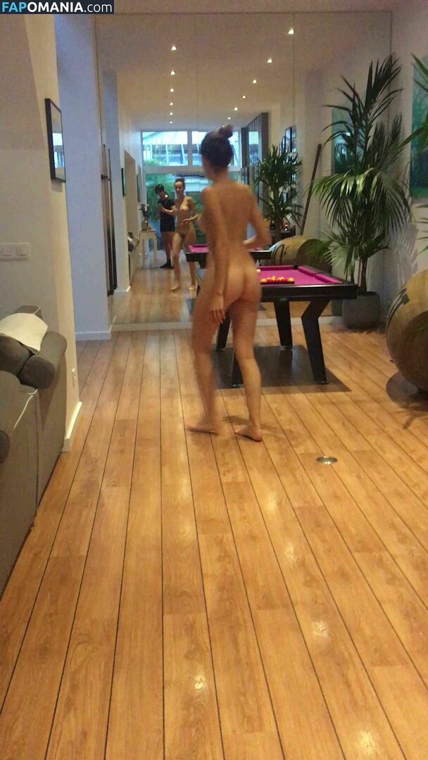 Elodie Fontan Nu Foto vazada #4