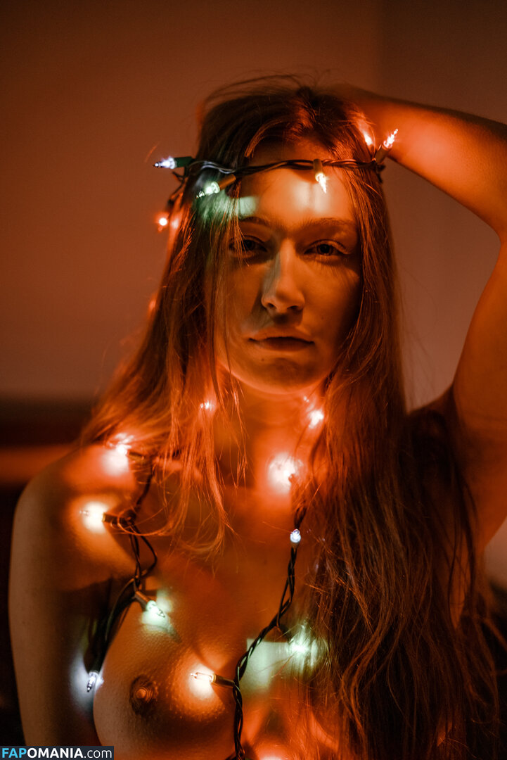 Elsie Hewitt Nu Foto vazada #797